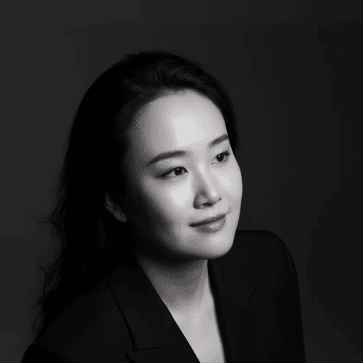 Mia Kuang